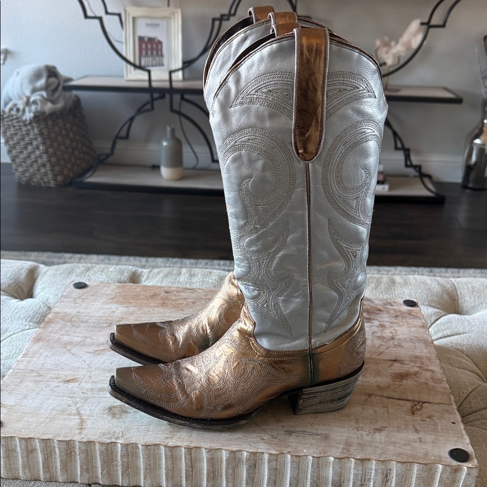 Lane Elegant Gold and Silver Western Boots Women’s 7 - Picture 3 of 8